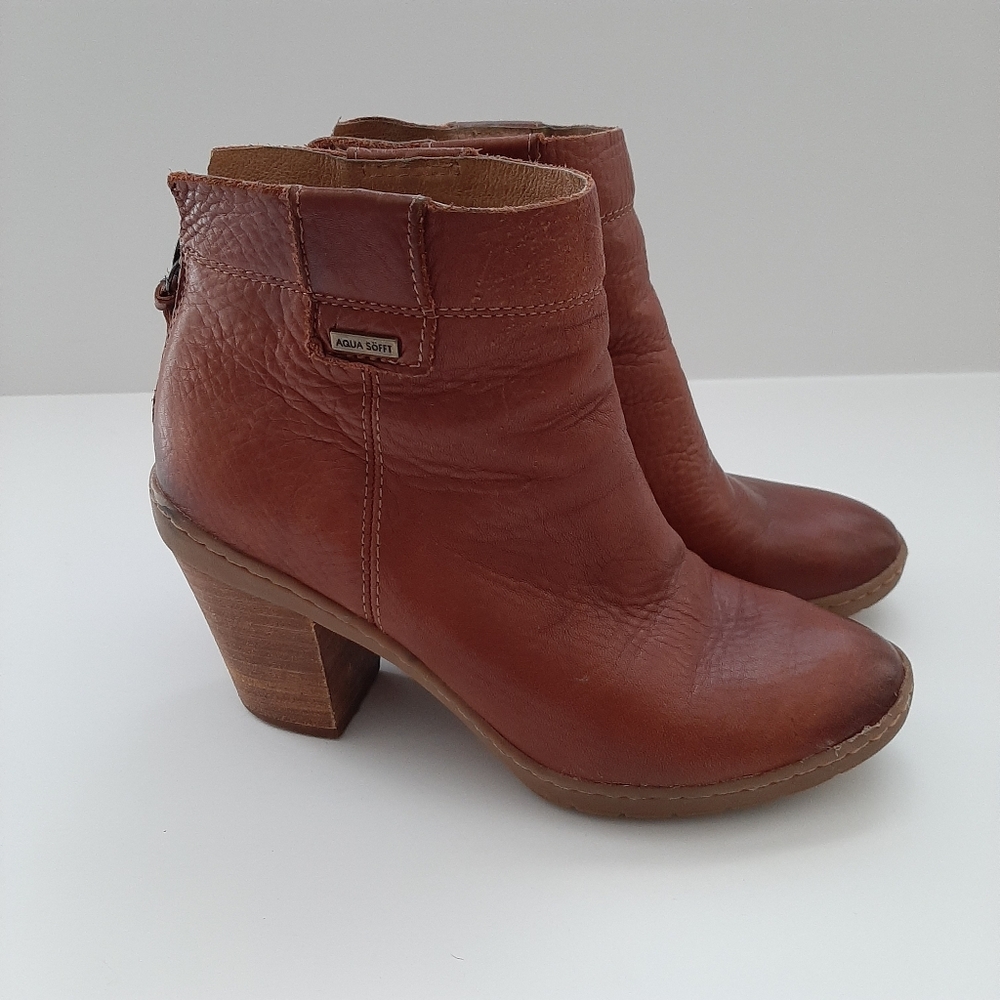 Sofft Brown Leather Booties Size 6